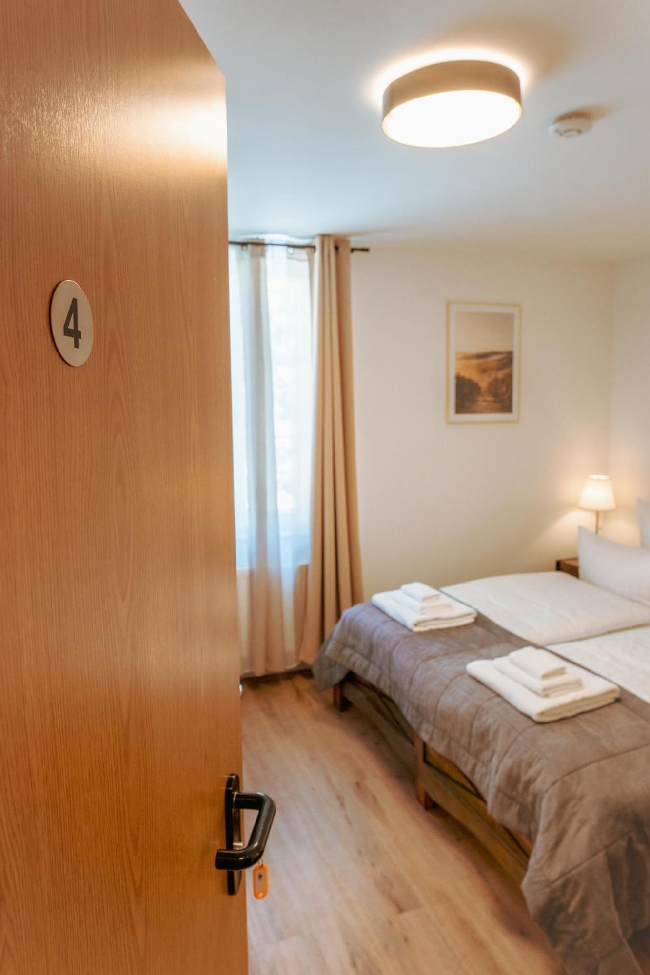 Landhotel Engel & Kreuz 가게나우 외부 사진