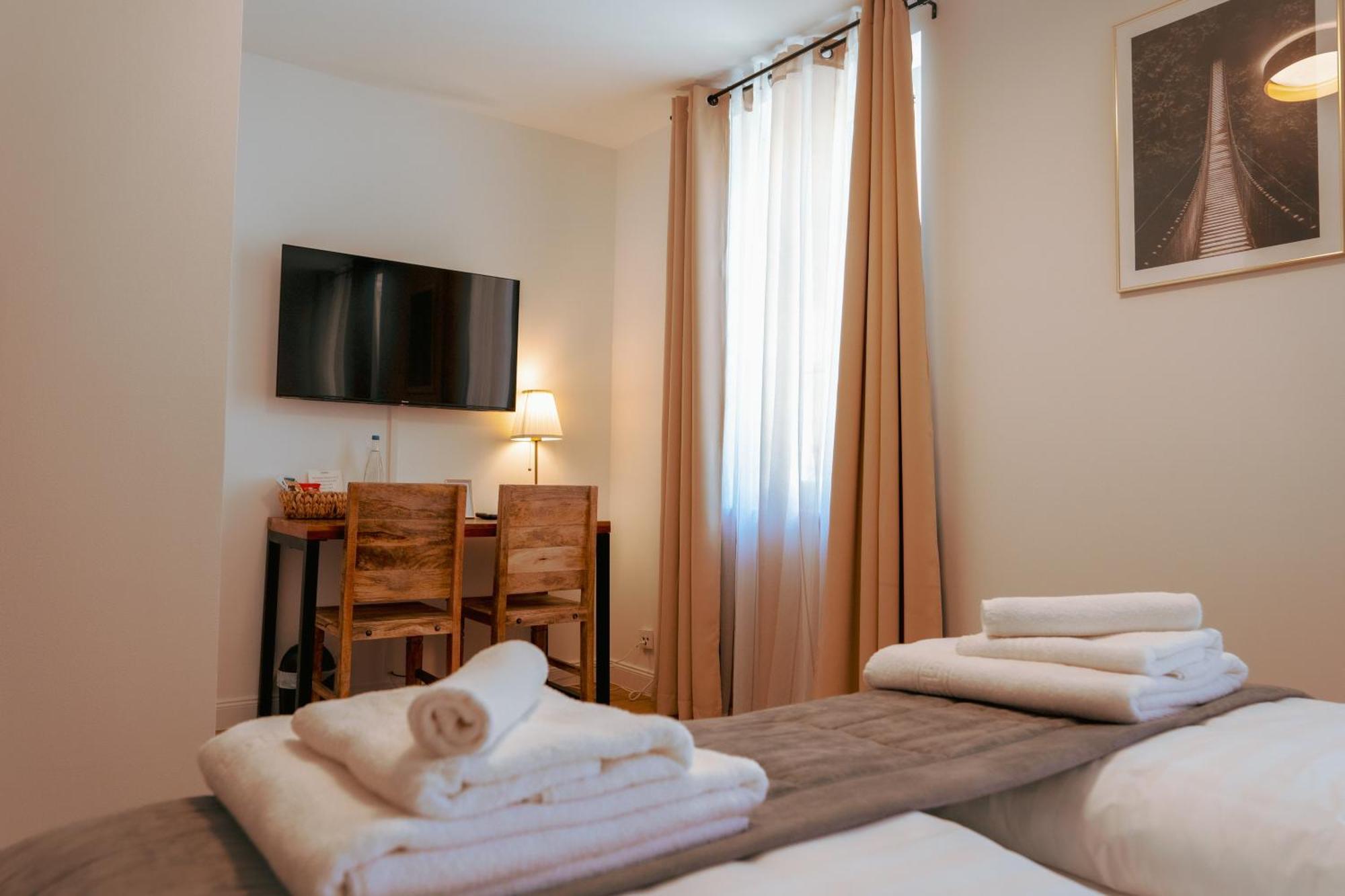Landhotel Engel & Kreuz 가게나우 외부 사진