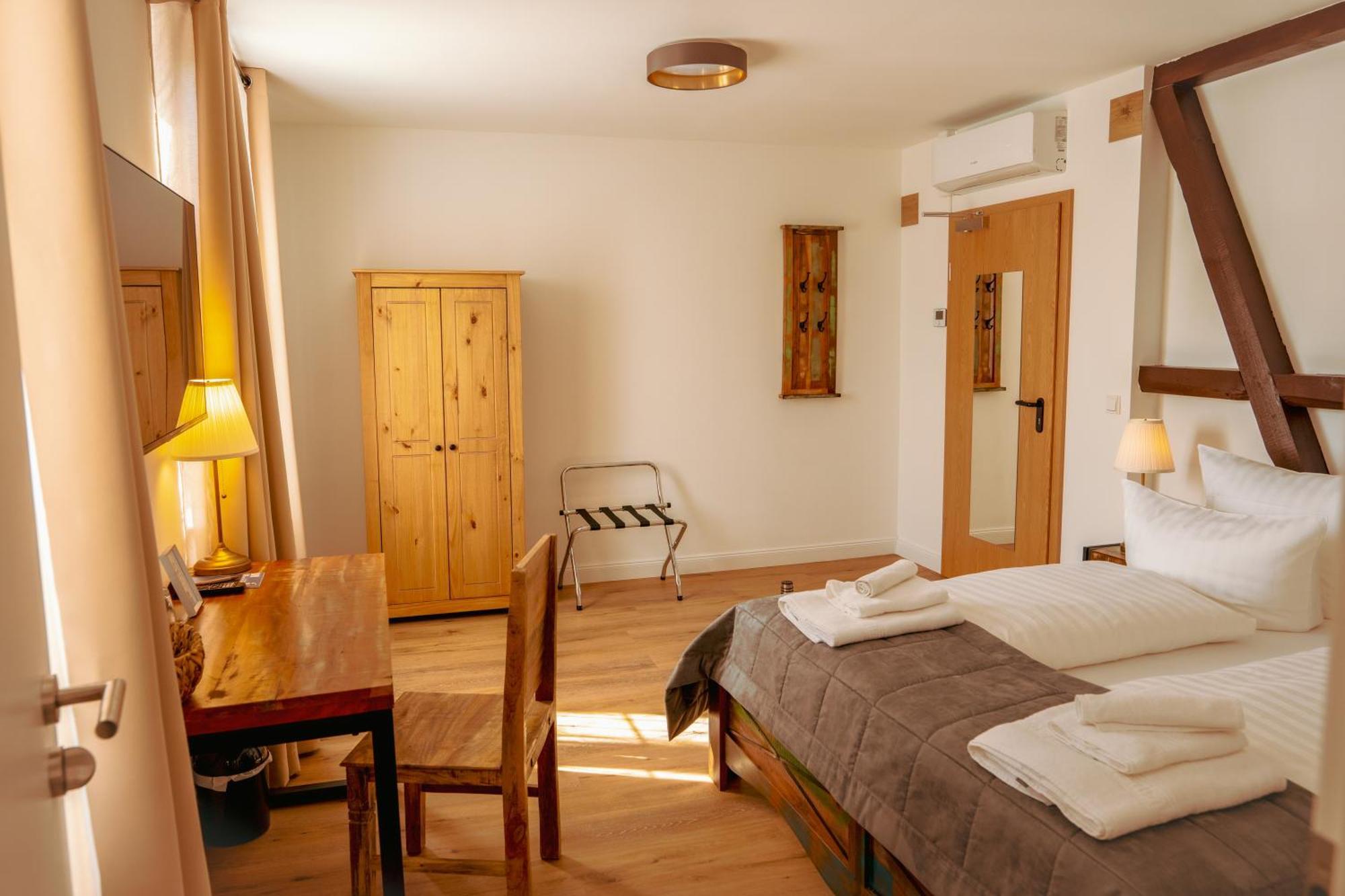 Landhotel Engel & Kreuz 가게나우 외부 사진