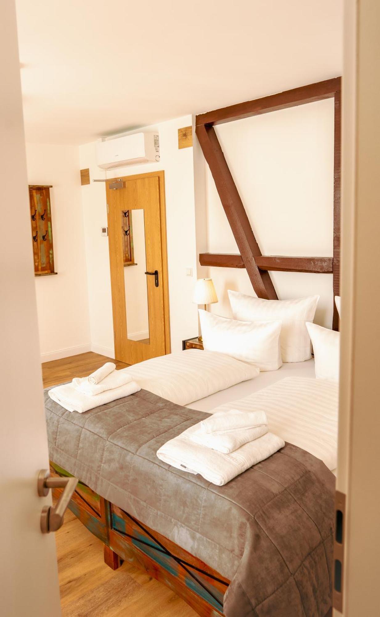 Landhotel Engel & Kreuz 가게나우 외부 사진