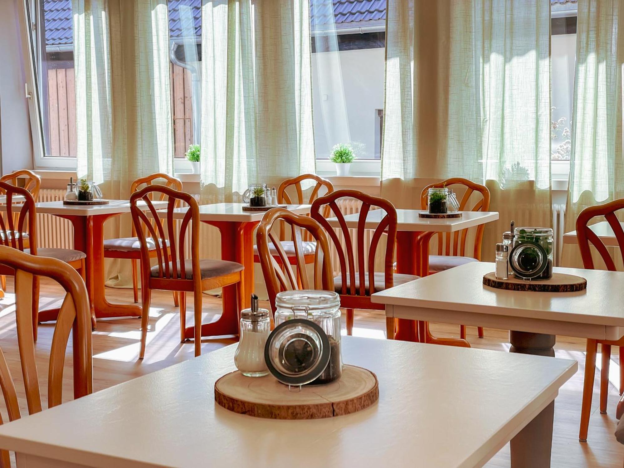 Landhotel Engel & Kreuz 가게나우 외부 사진